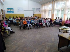IMG-d42f3c0418a4d671c4a5cf68ab6f3b3f-V.jpg